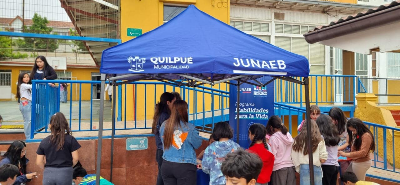 ¡Día de Alegría y Convivencia en el Colegio HF Camilo Henríquez de Quilpué! - 584483608_1319445026645153_7470623738704613270_n.jpg